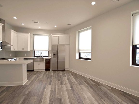 2nd image of 35 Broadway #B