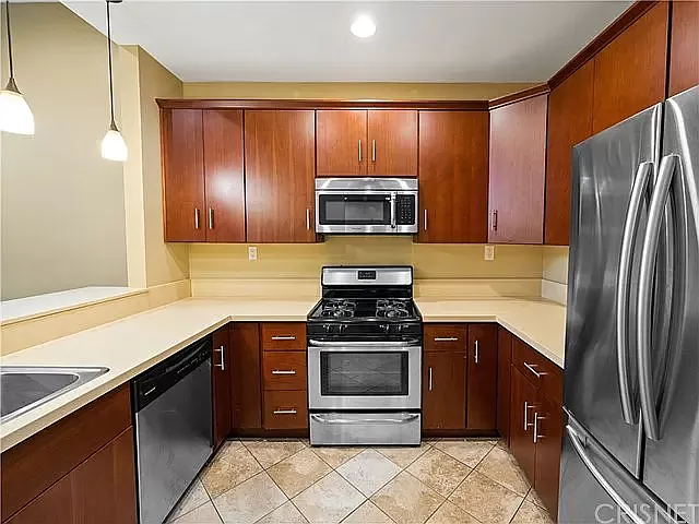 3 bed, 1524 sqft, $1,275 — Photo 2