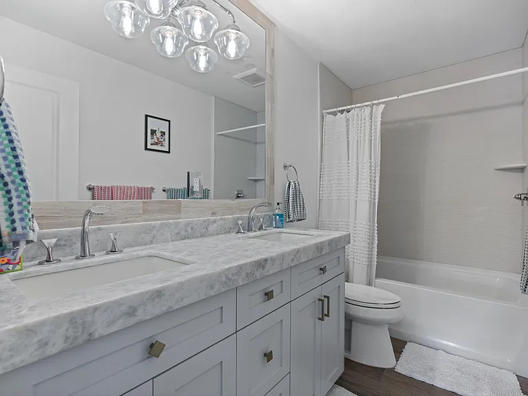 6204 Celadon Cir — Photo 32