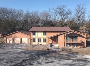 5211 Metropolitan Ave, Kansas City, KS 66106