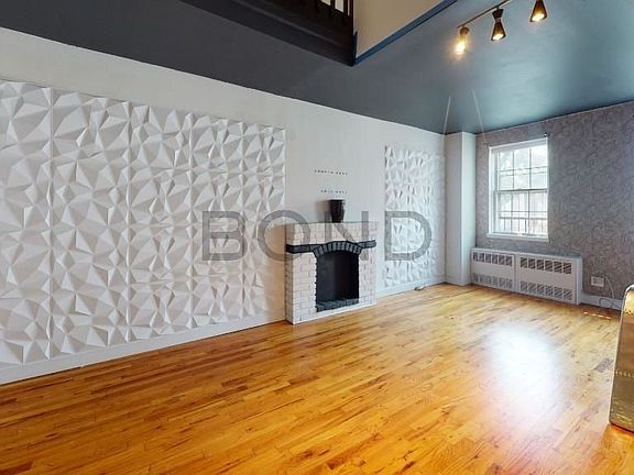 2nd image of 402 E 83rd St APT 5D