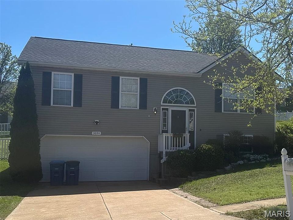 1st image of 3094 Valley Oaks Dr
