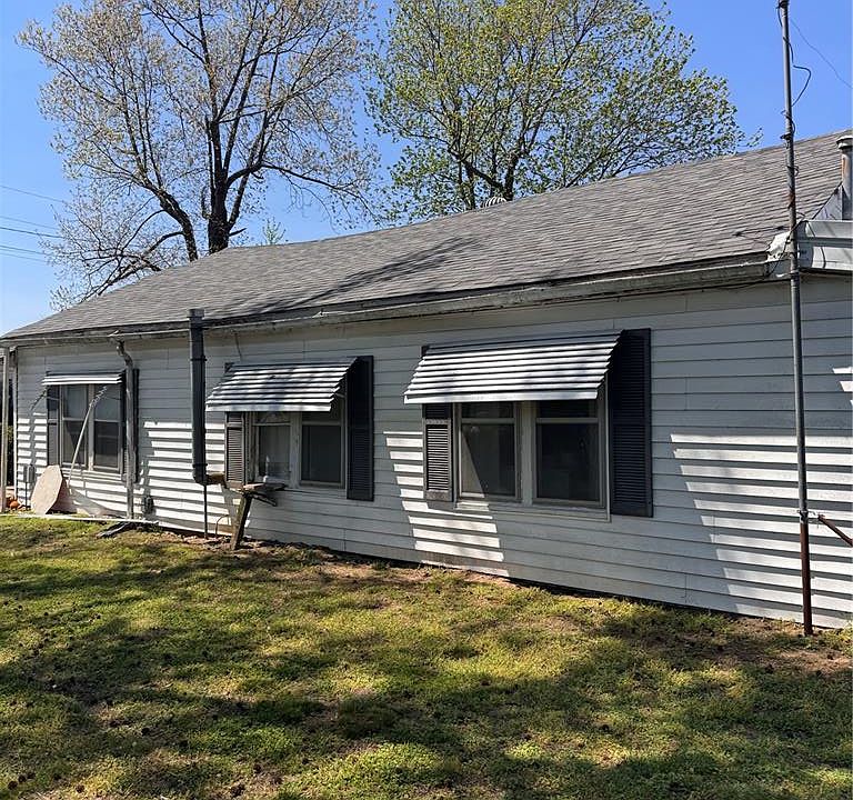 2nd image of 230 Swank St