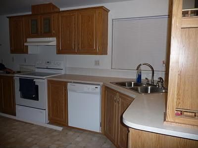 4th image of 8806 13th Pl NE