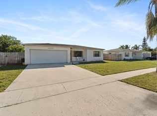 10870 Stacey Ln, Boca Raton, FL 33428