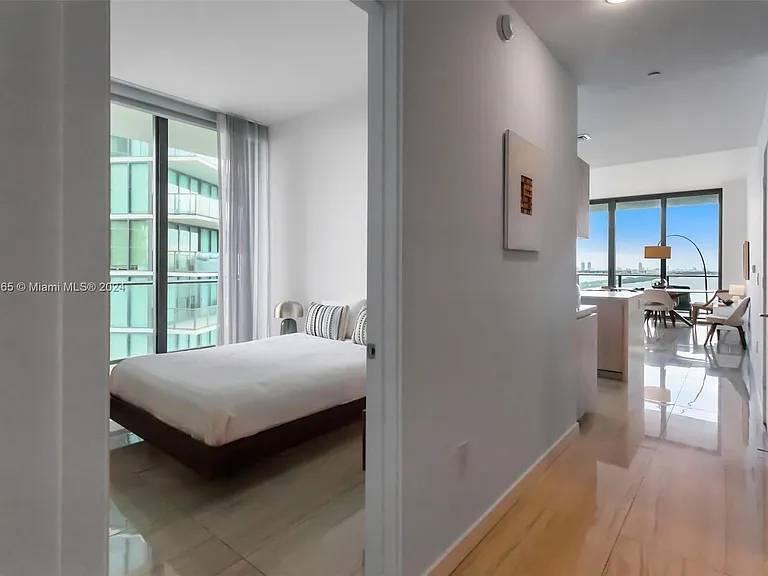 480 NE 31st St #2307 — Photo 17