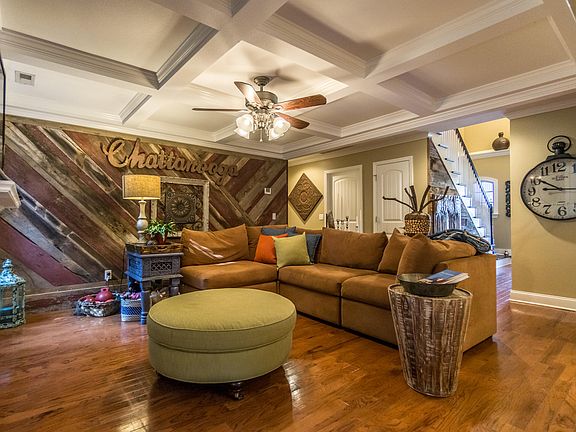 5th image of 8503 Maple Valley Dr #61