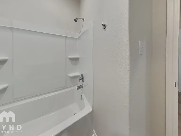 15431 Maple Terrace Dr — Photo 13
