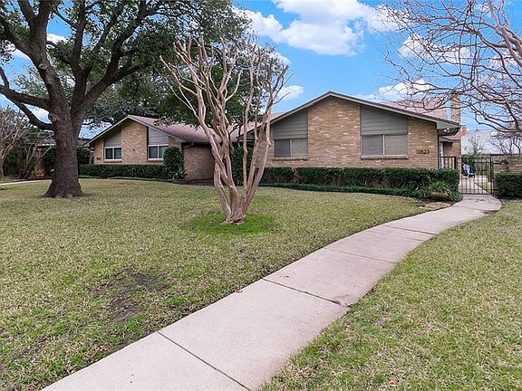 3rd image of 10523 Egret Ln