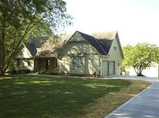 16400 Riggs Rd, Stilwell, KS 66085