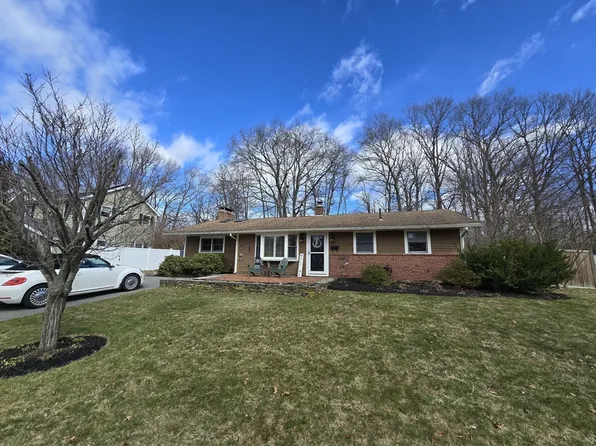 115 Lester Rd, Brockton, MA 02302