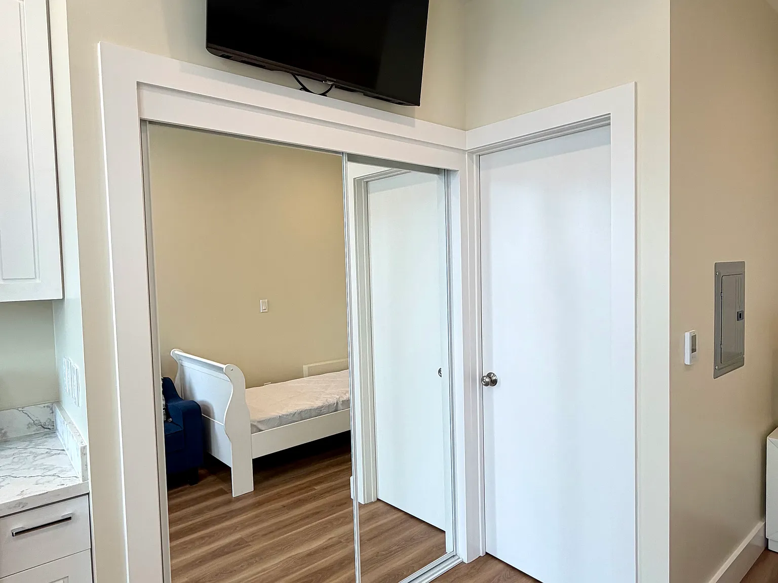 Studio, $2,795 — Photo 4