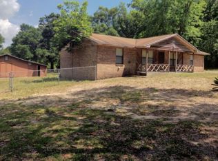104 N 20th St, Defuniak Springs, FL 32433