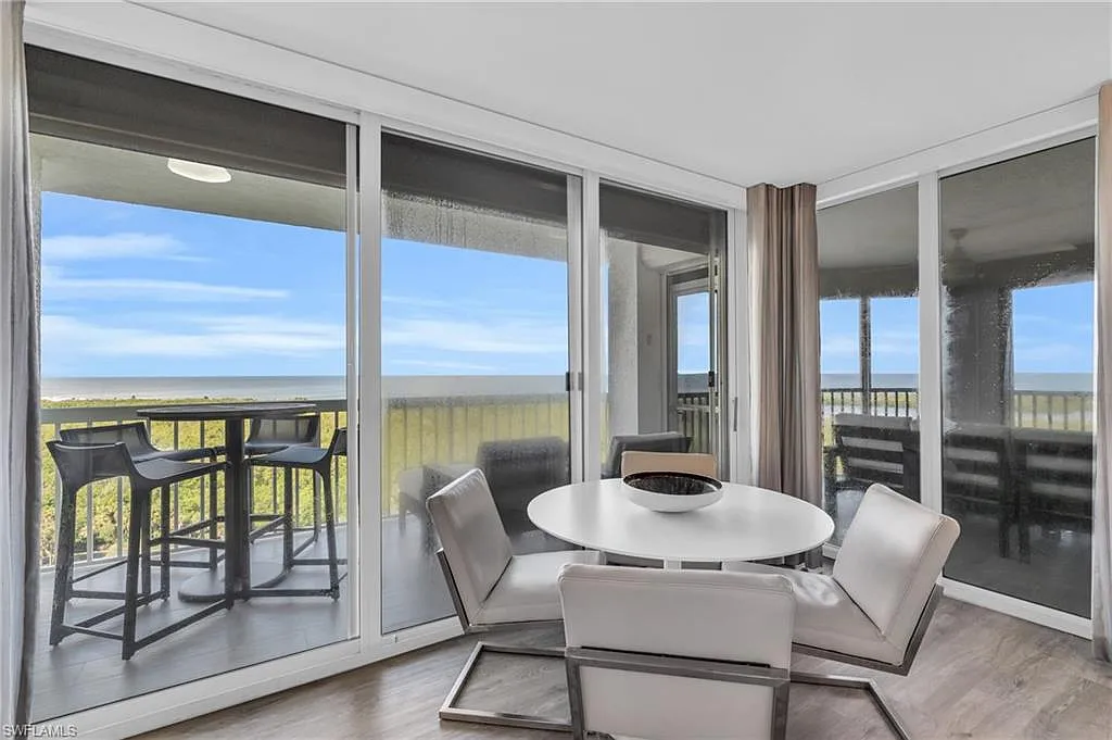 2 bed, 2.0 bath, 1341 sqft, $15,000 — Photo 2