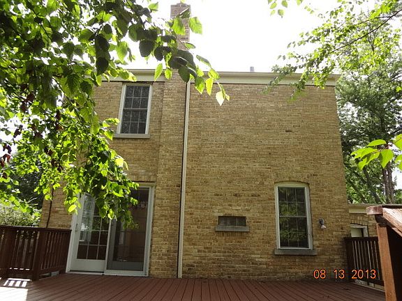 3rd image of 921 N Princeton Ave