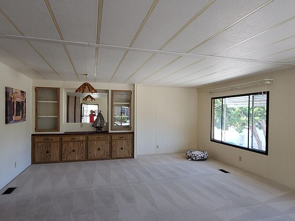 3rd image of 3655 NW Cascade Ave Unit 11