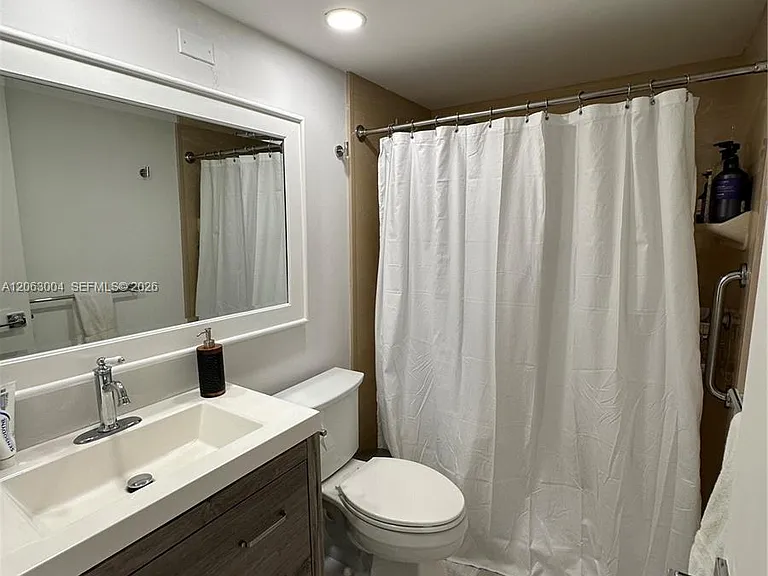 222 Oakridge N #222 — Photo 8