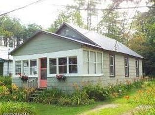 127 Balsam Ave, Caroga Lake, NY 12032