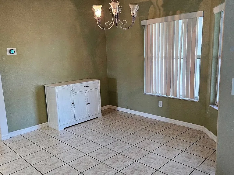 12410 Sullivan Rd — Photo 26