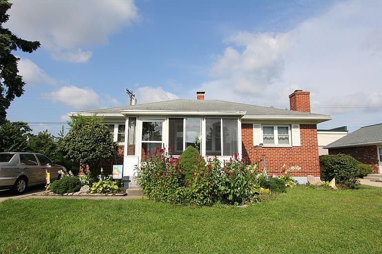 1st image of 3129 Muriel Ave