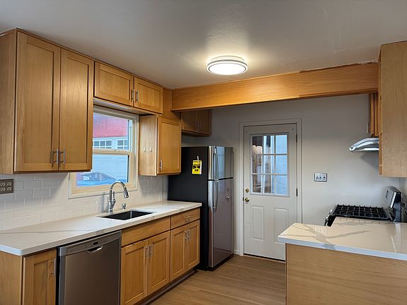 Kitchen- All New Appliances