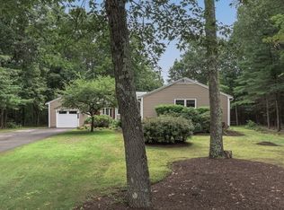 652 Old Dunstable Rd, Groton, MA 01450