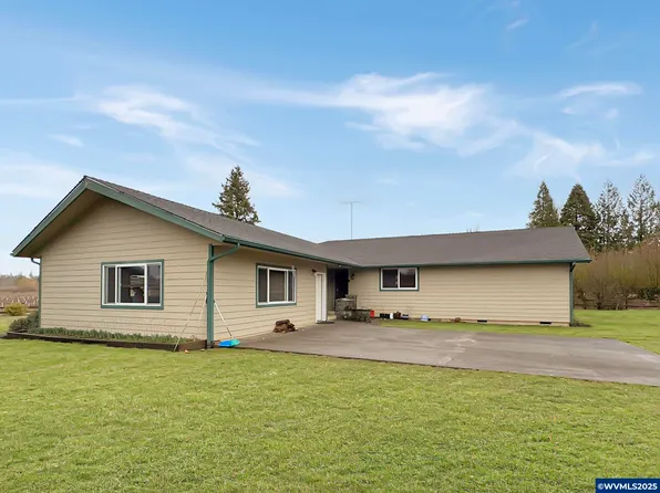 38653 Robinson Dr, Scio, OR 97374