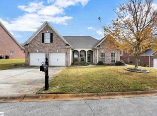 216 Haddington Ln, Greenville, SC 29609