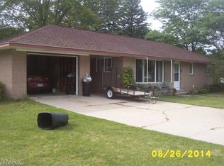 705 N River St, Evart, MI