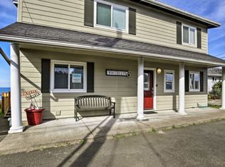 5215 NW Jetty Ave, Lincoln City, OR 97367