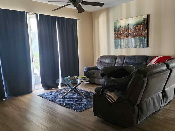 5th image of 11028 Lakeland Cir