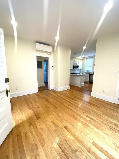 11 Seaverns Ave #3R — Photo 5