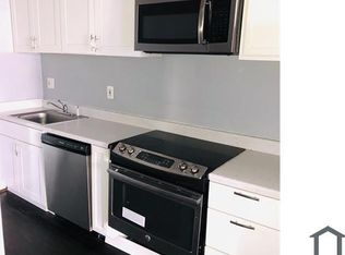 2008 D St NE APT 3, Washington, DC