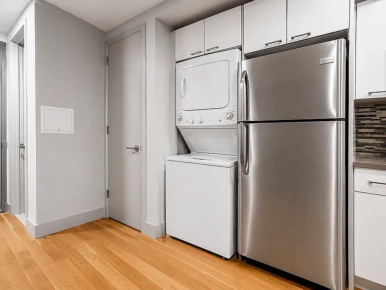 269 Kosciuszko St #2D — Photo 1