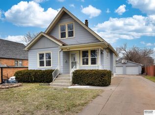 4166 S Hillsdale Ave, Omaha, NE 68107
