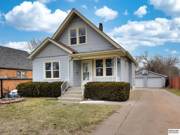 4166 S Hillsdale Ave, Omaha, NE 68107
