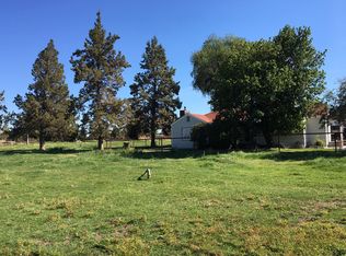 5700 W Highway 126, Redmond, OR 97756