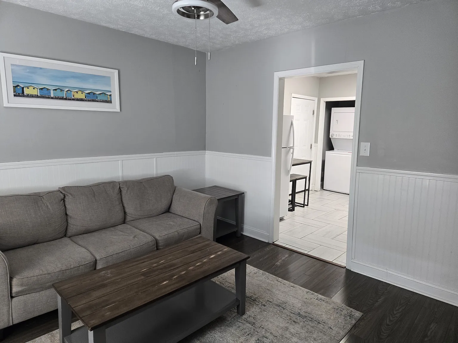 214 Country Club Ln — Photo 3