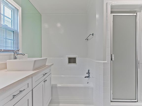 3rd image of 9342 W Olympic Blvd #9344
