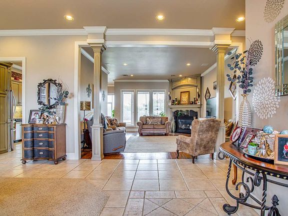 4th image of 3805 Whippoorwill Ln