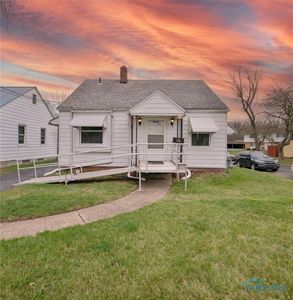 4545 S Detroit Ave, Toledo, OH, 43614