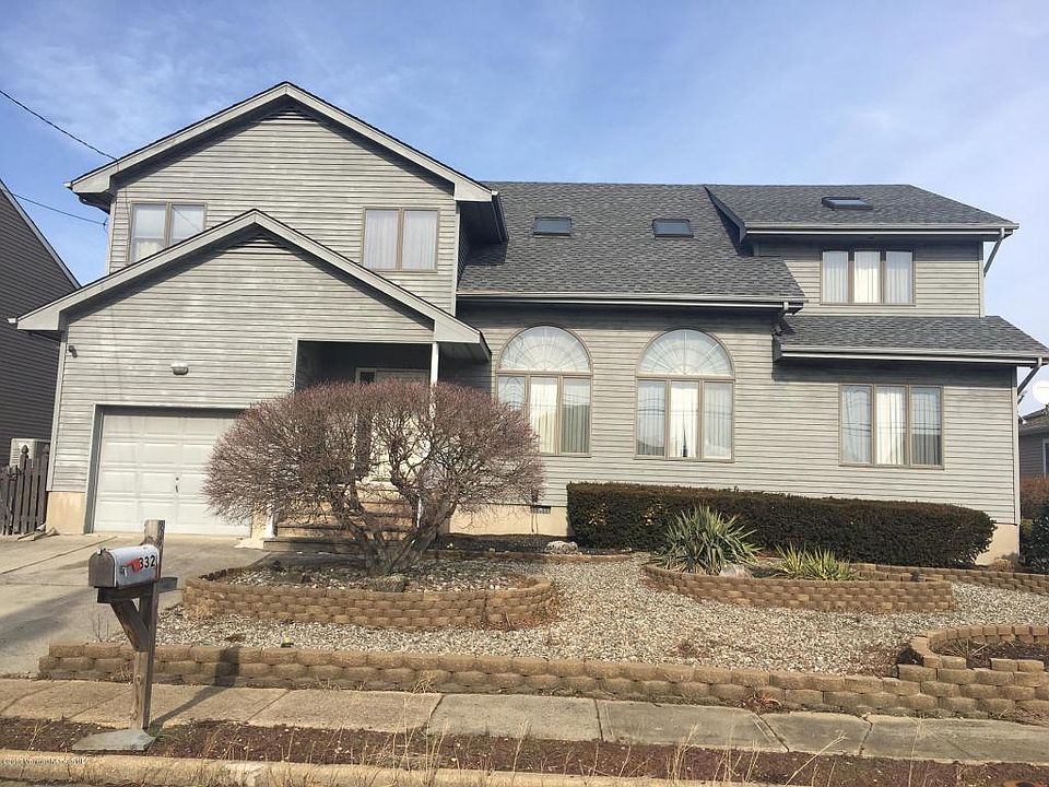 1st image of 332 Aldo Dr