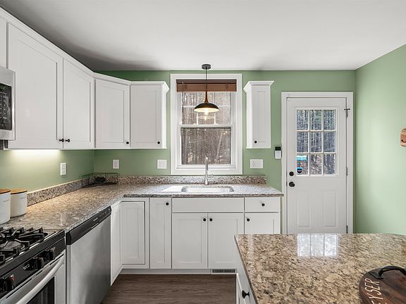 4th image of 85 Kennard Road