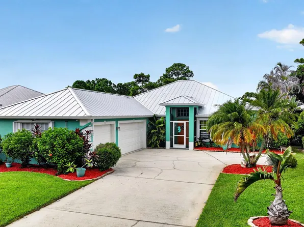 482 NW Sunflower Place, Jensen Beach, FL 34957