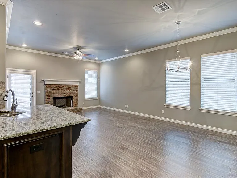 2809 Tranquilo Ln — Photo 12