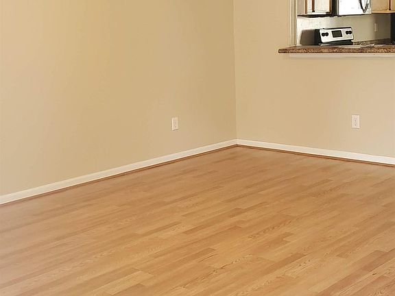 3rd image of 1152 Pueblo Dr #1