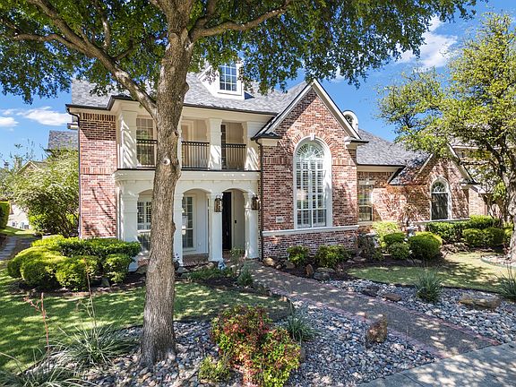 3rd image of 5915 Dripping Springs Dr