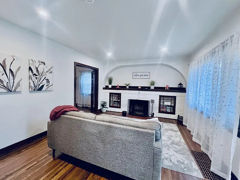 217 W Carlisle Ave — Photo 5