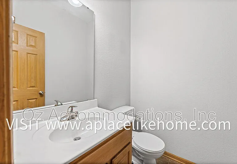 3300 N 103rd Pl — Photo 5