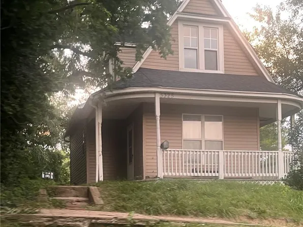 5325 Sawyer St, Saint Joseph, MO 64504